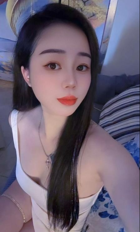 图片[2]-性感美妞小红花-91茶馆