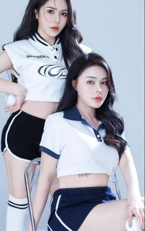 双胞胎姐妹-91茶馆