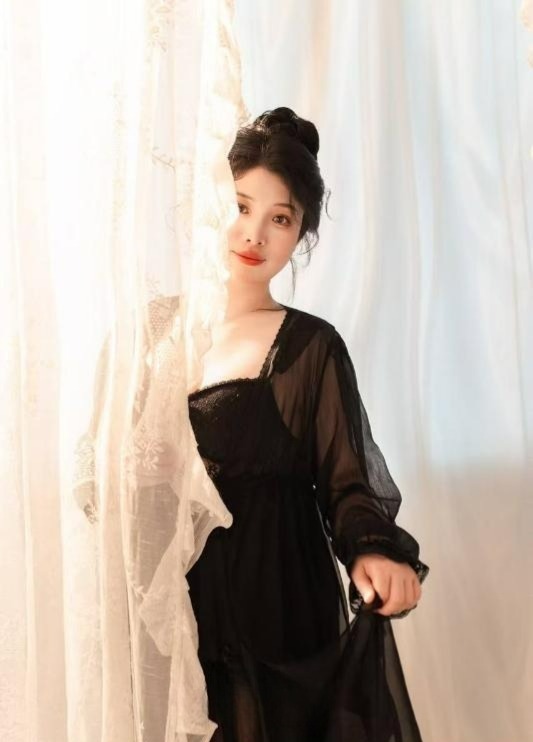 图片[2]-东郊骚货大胸少妇-91茶馆