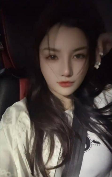 性感大奶乐乐-91茶馆