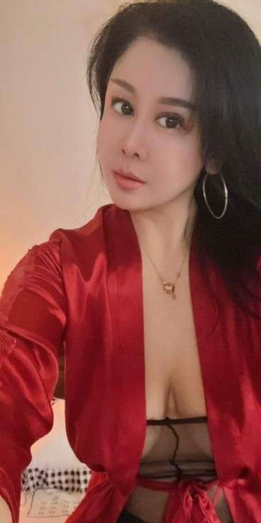 闵行巨乳熟女西西-91茶馆