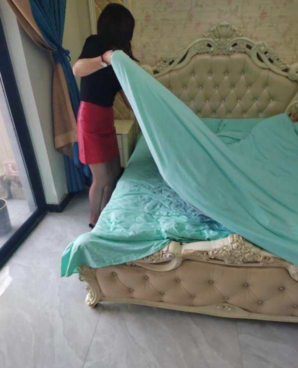 图片[2]-美脚离异熟女-91茶馆