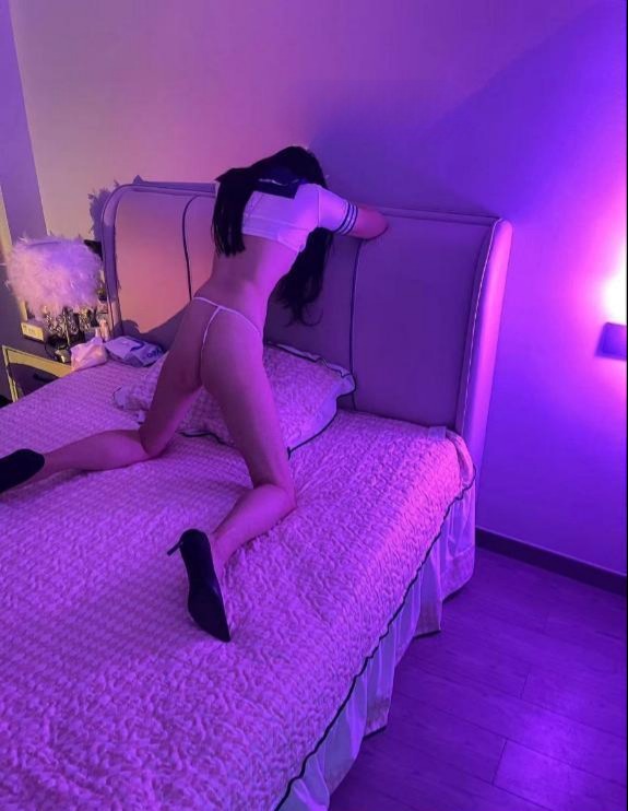 图片[4]-性感长腿尤物媛媛-91茶馆