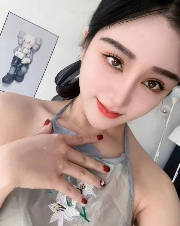 图片[2]-南山易潮喷美女-91茶馆