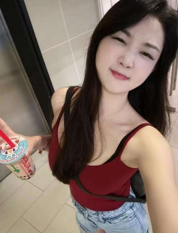 图片[2]-长腿性感嫩妹-91茶馆