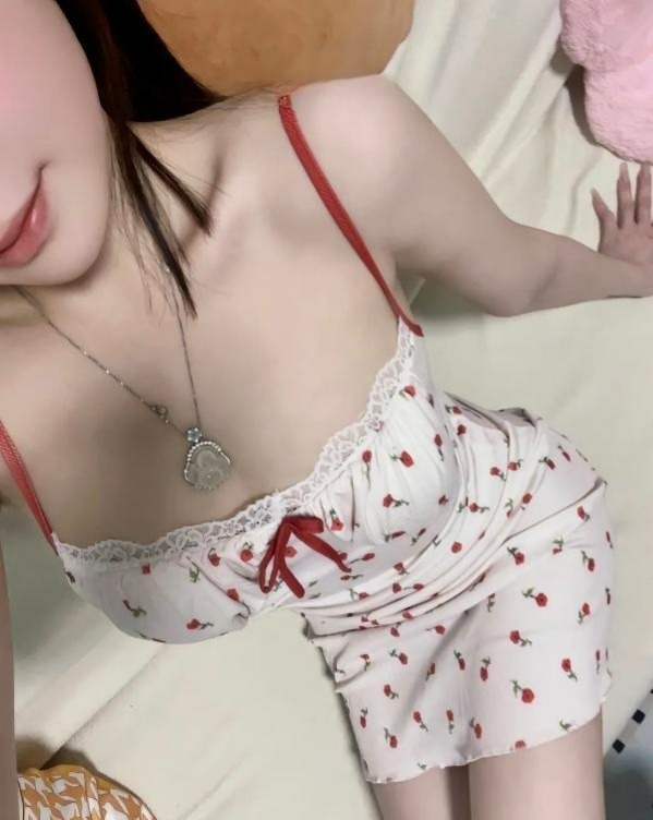 图片[2]-大奶白嫩妹妹-91茶馆