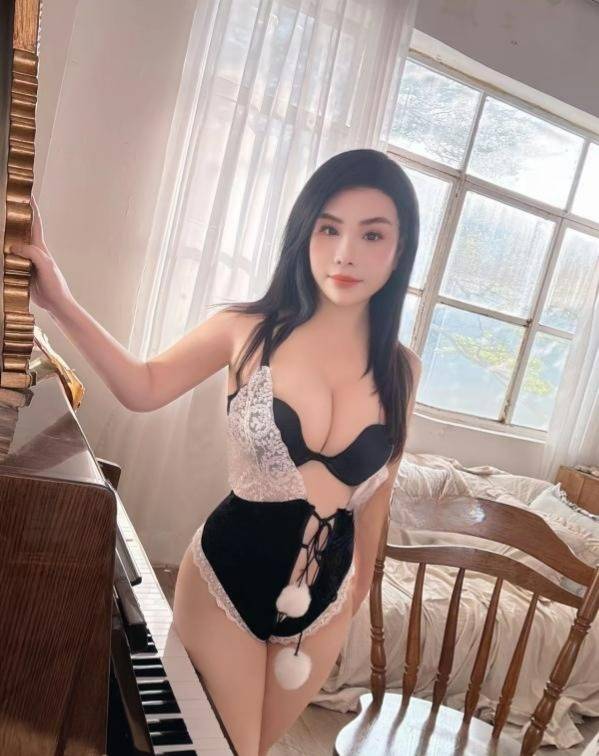 莞式D杯丰满服务系少妇妃妃-91茶馆