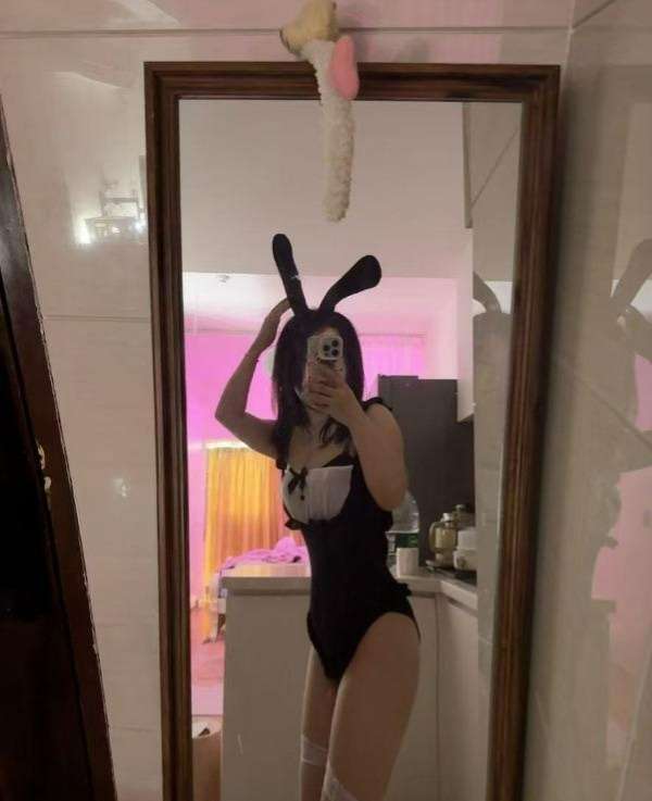 图片[2]-翘臀骚妹小雪-91茶馆