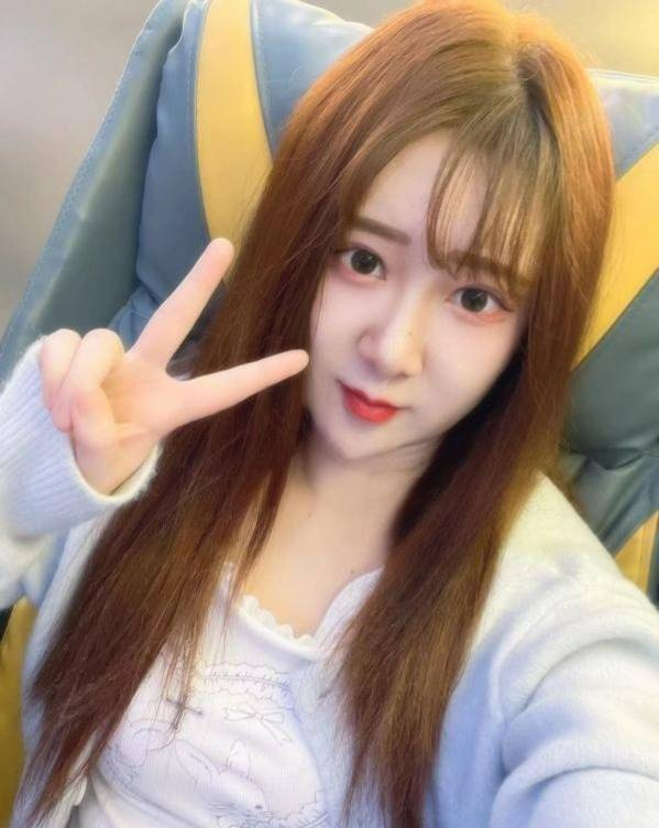 图片[3]-黄岛女友感小美女-91茶馆