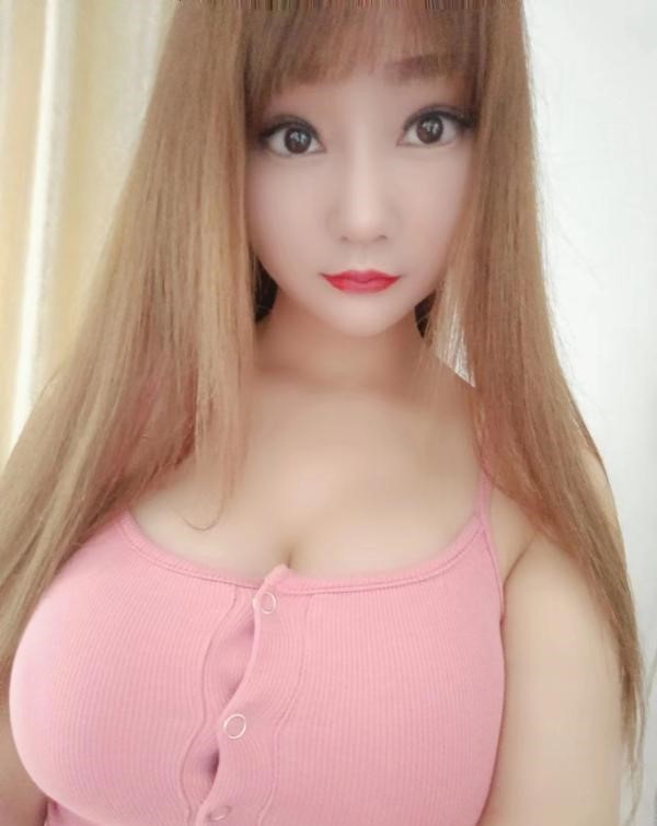 F罩杯真实大胸妹子-91茶馆