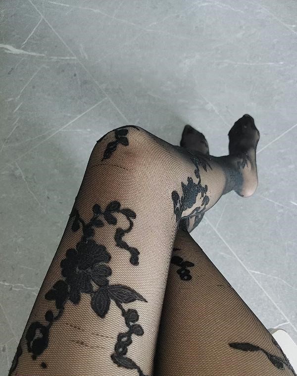 图片[2]-挺瘦得小姐姐-91茶馆