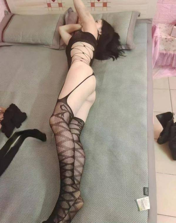 图片[2]-海珠白虎老板娘-91茶馆