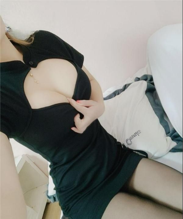 图片[2]-肤白貌美小姐姐笑笑-91茶馆