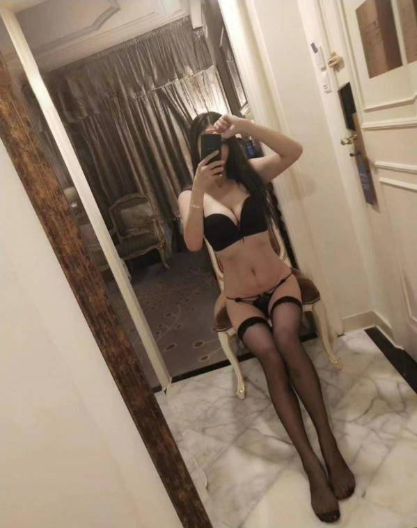 图片[2]-白嫩大波风骚妹子-91茶馆