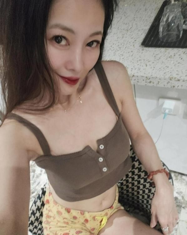 图片[2]-骚货炮架-91茶馆