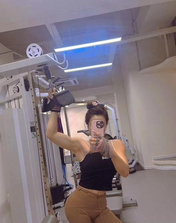 图片[2]-健身女神球球-91茶馆