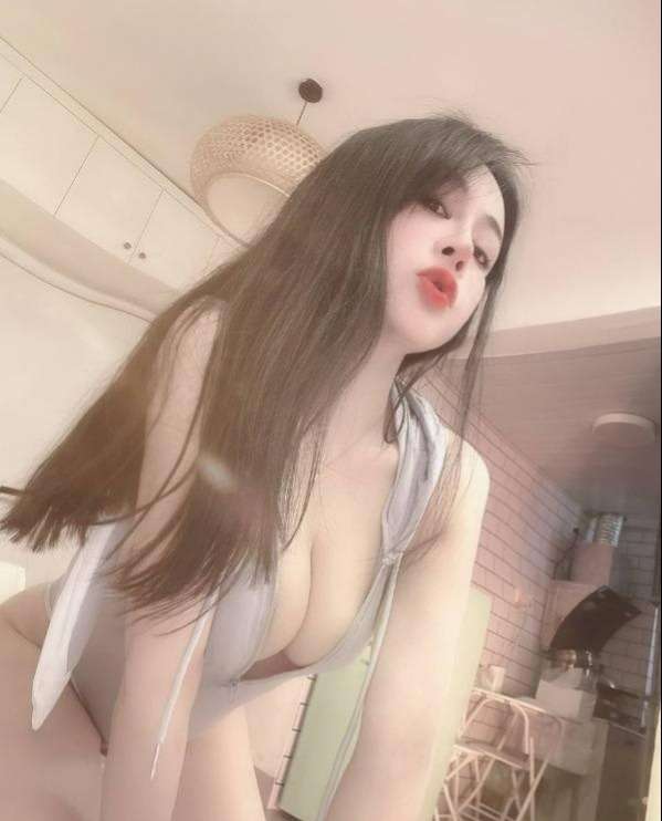 图片[2]-肤白大奶小少妇-91茶馆