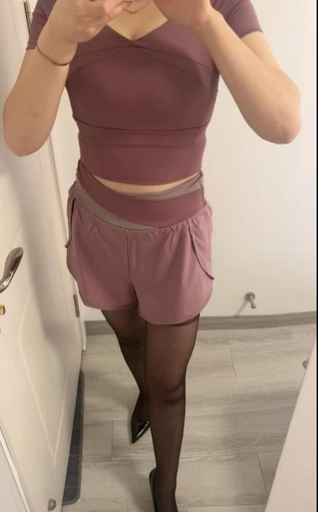 图片[2]-瑜伽大奶少妇-91茶馆