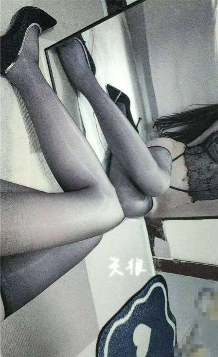 图片[3]-黑丝长腿细腰美女-91茶馆