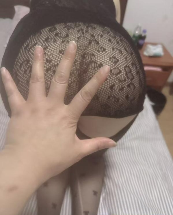 图片[2]-圆屁屁的小姐姐-91茶馆