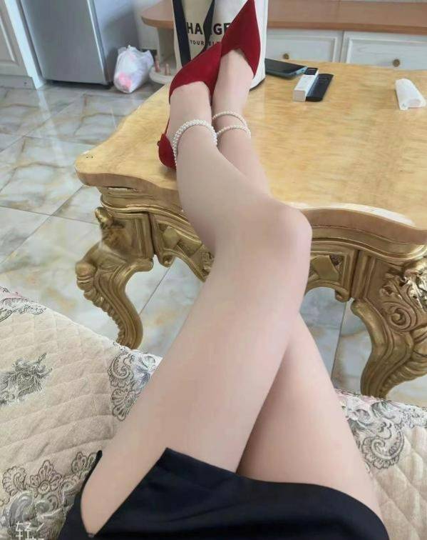 图片[2]-大奶子小妞-91茶馆