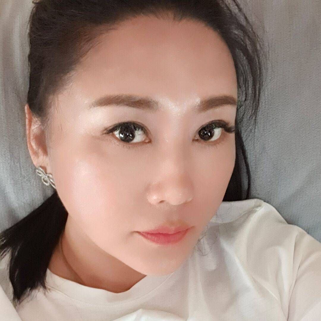 图片[2]-身材惹火的御姐-91茶馆