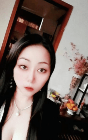 图片[3]-海珠道具巨乳妹子格格-91茶馆