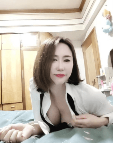 白云新市大胸少妇-91茶馆