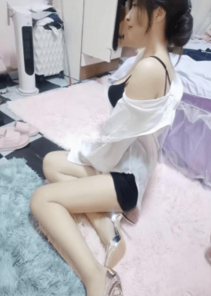 图片[2]-风骚服务老师筱筱-91茶馆