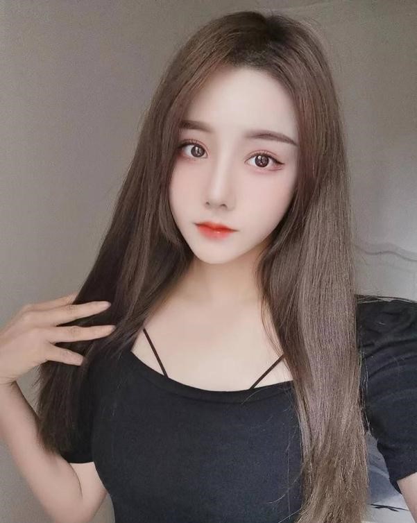 黑丝制服性感妹子-91茶馆