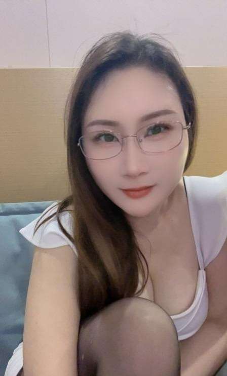 图片[3]-服务型性感美乳少妇-91茶馆