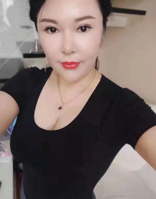 图片[2]-短发大奶骚气熟女-91茶馆