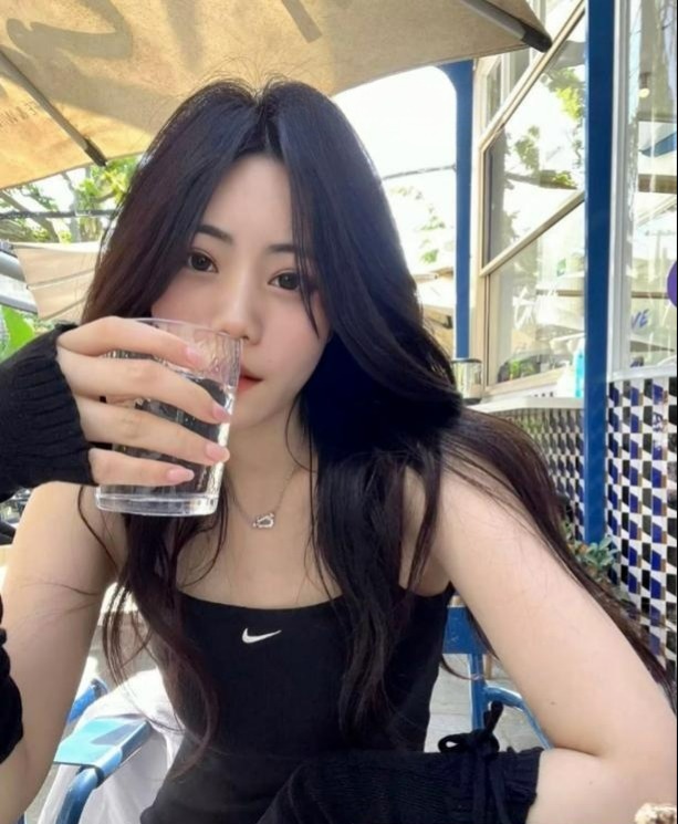 图片[2]-长腿细腰嫩妹-91茶馆