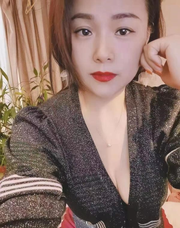 图片[2]-美容院风骚少妇-91茶馆