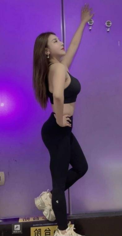 罗湖肥臀卡戴芳-91茶馆