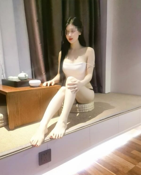 图片[2]-皮肤身材好的美女姐姐-91茶馆