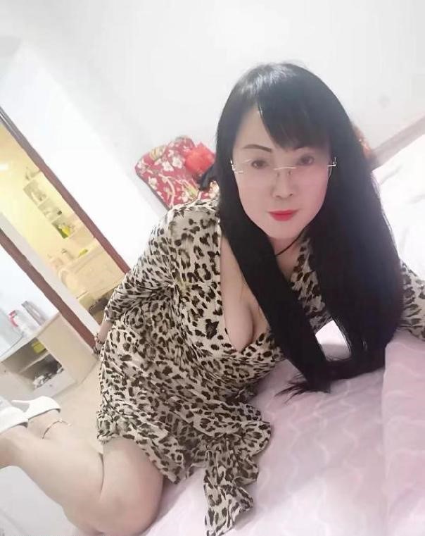 图片[2]-性感美丽大姐姐-91茶馆