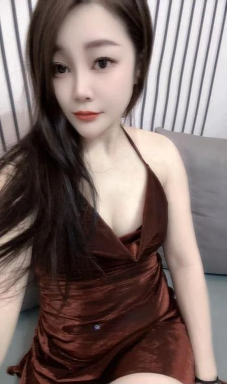 风骚勾人肤白小妖精-91茶馆