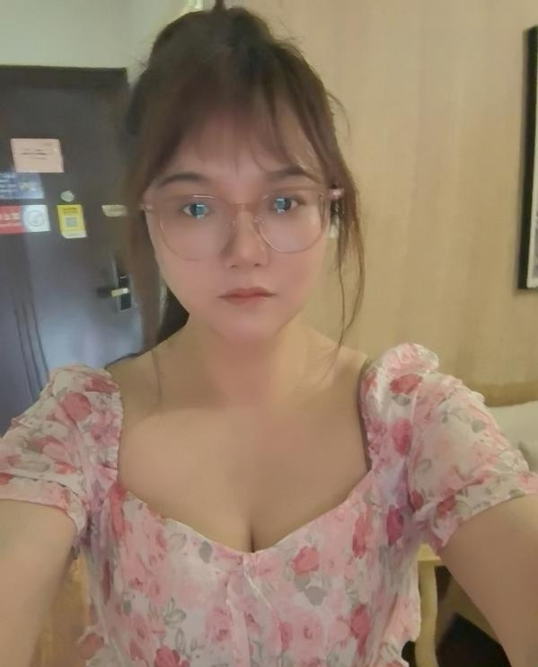 图片[2]-刚刷过D杯眼睛妹-91茶馆