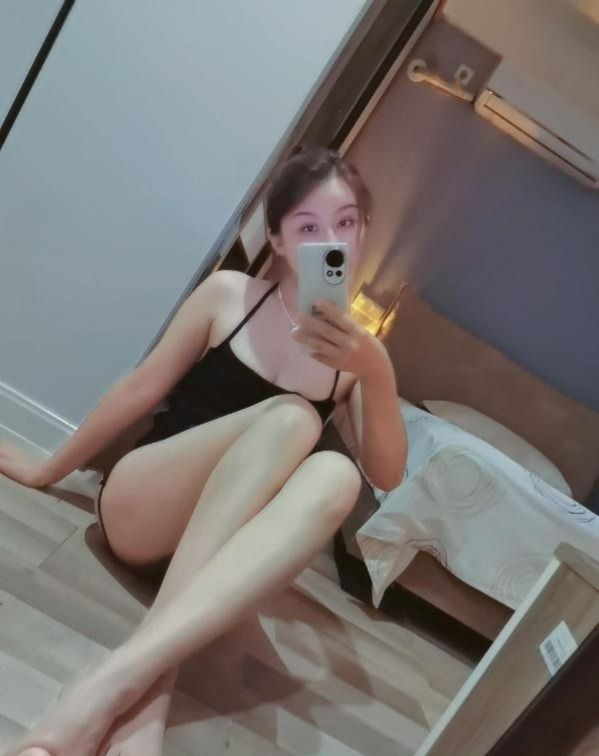 图片[2]-大长腿翘臀小曼曼-91茶馆