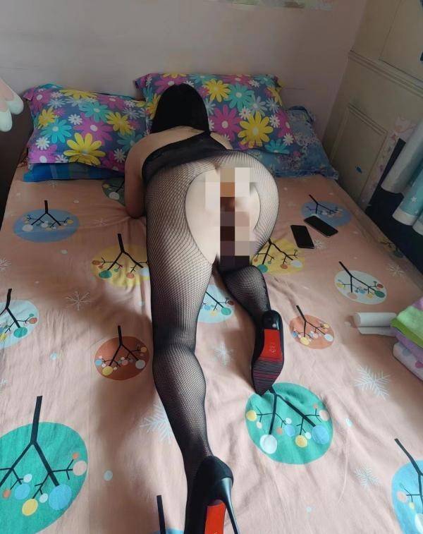 图片[2]-巨乳骚姐姐少妇-91茶馆