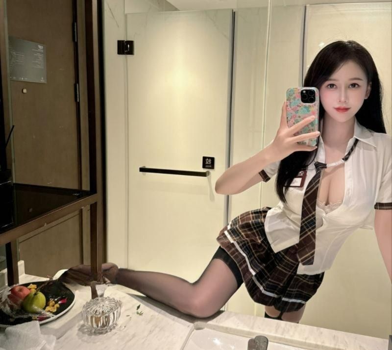 天河性感肤白腿长梓晴-91茶馆