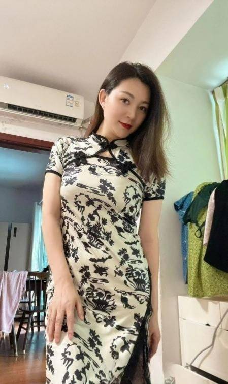 图片[2]-长腿旗袍乐儿-91茶馆