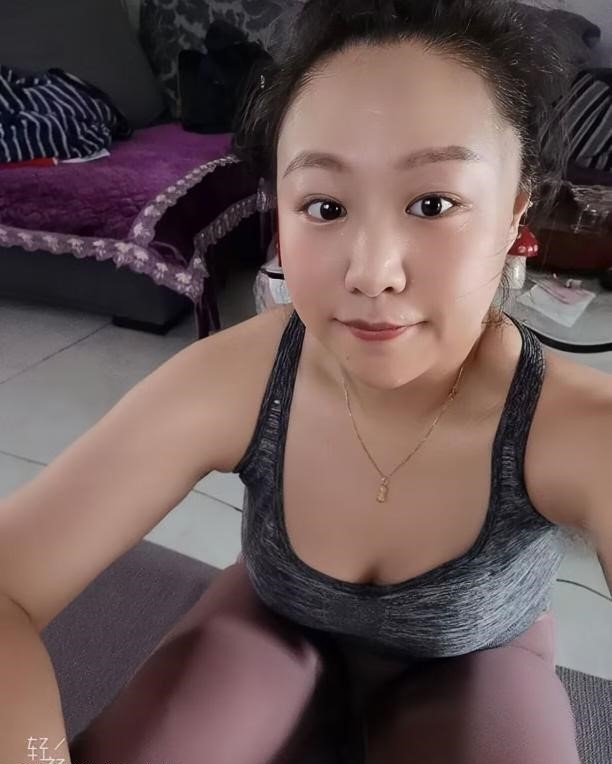 图片[2]-爱健身的玲芝-91茶馆