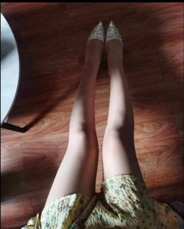 图片[2]-西青性感美腿小妹-91茶馆