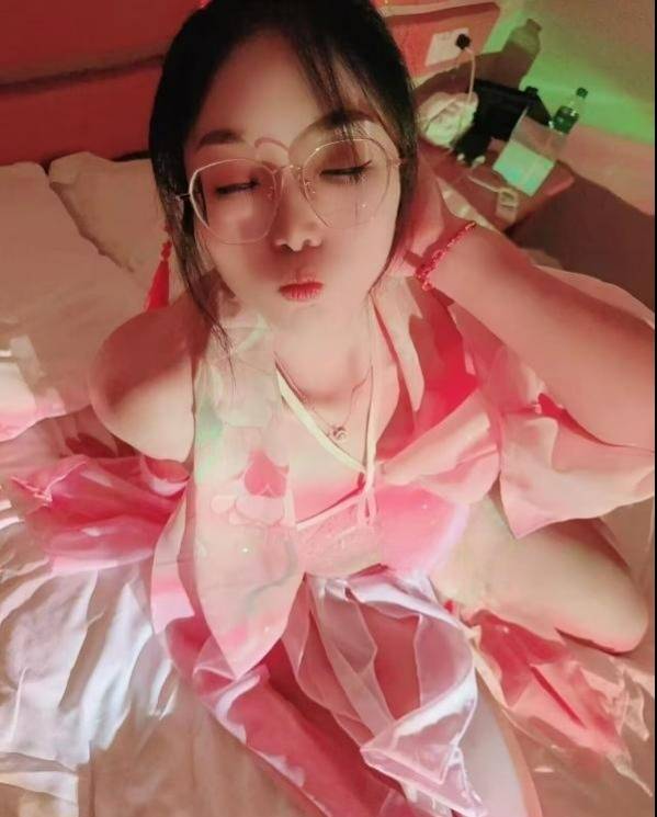 图片[2]-新区骚货-91茶馆