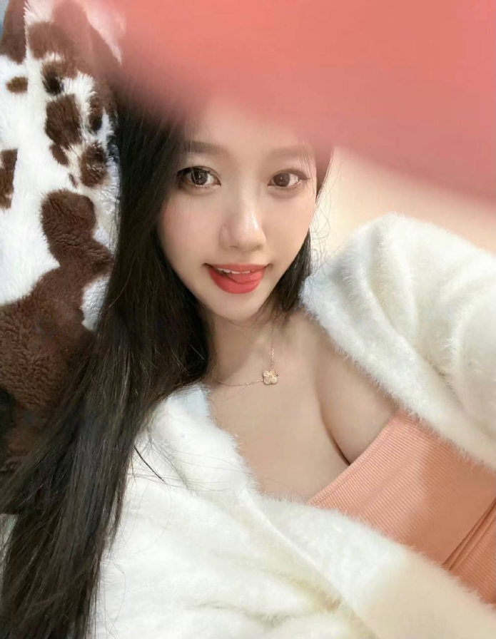 图片[2]-莞城00后巨乳一字马妹子-91茶馆