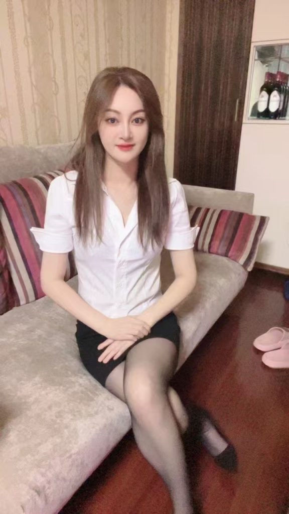 丰乳肥臀水多的御姐-91茶馆