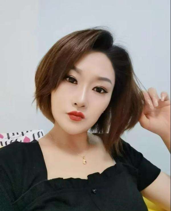 气质舌吻少妇-91茶馆