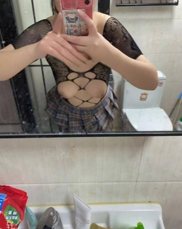 嘉兴制服大胸小姐姐-91约啪